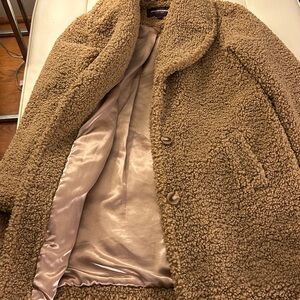 Beautiful Johnston and Murphy Tan Sherpa Coat - Almost Brand New!